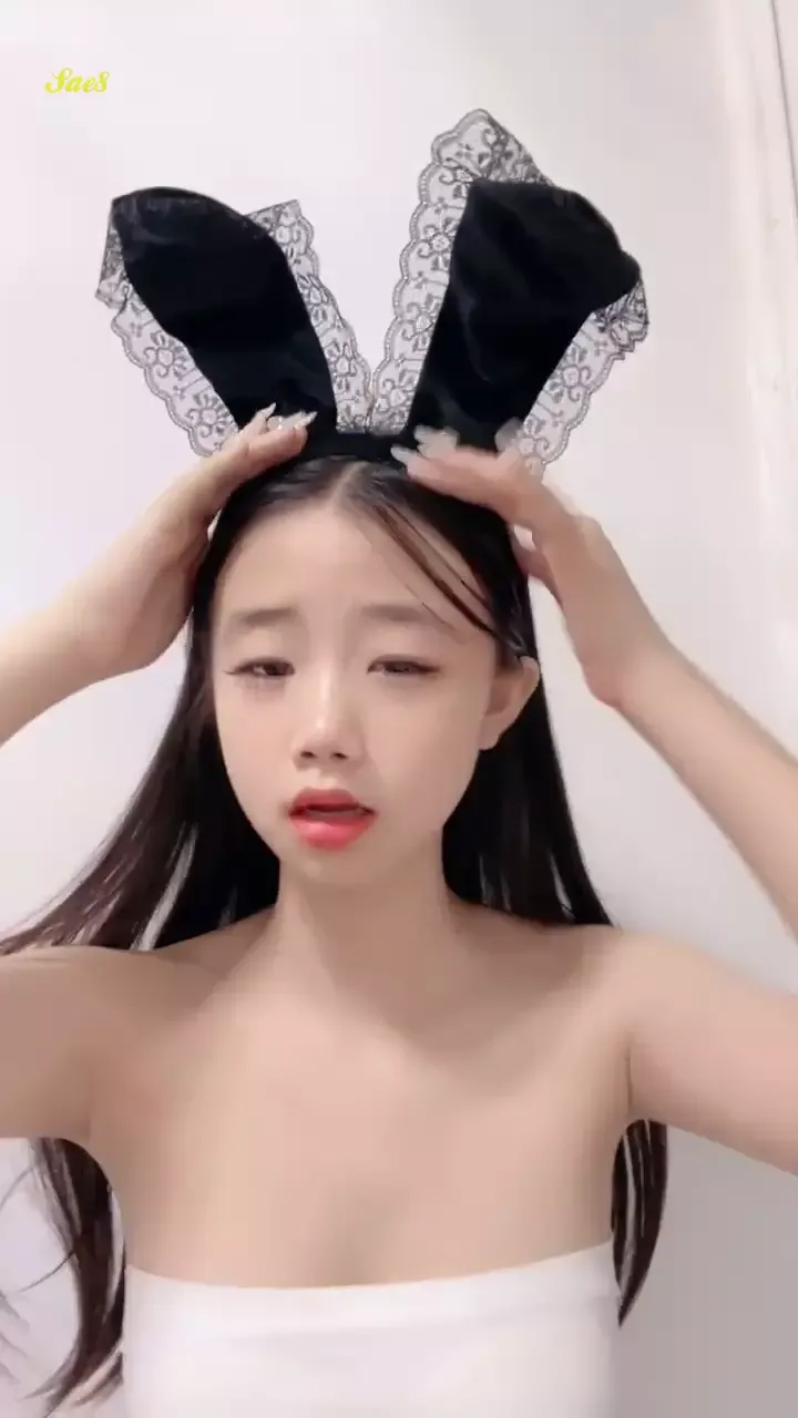 抖音小网红巨乳美少女大尺度一对一高清录屏